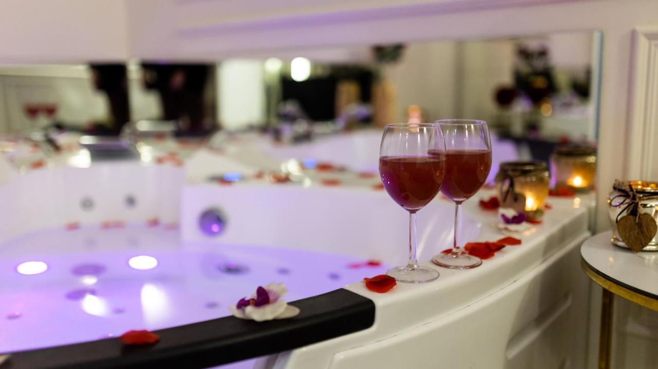 Vistula Boulevards Jacuzzi Apartment 크라쿠프 외부 사진